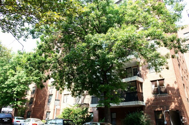 Photo - 3825 Parsons Blvd