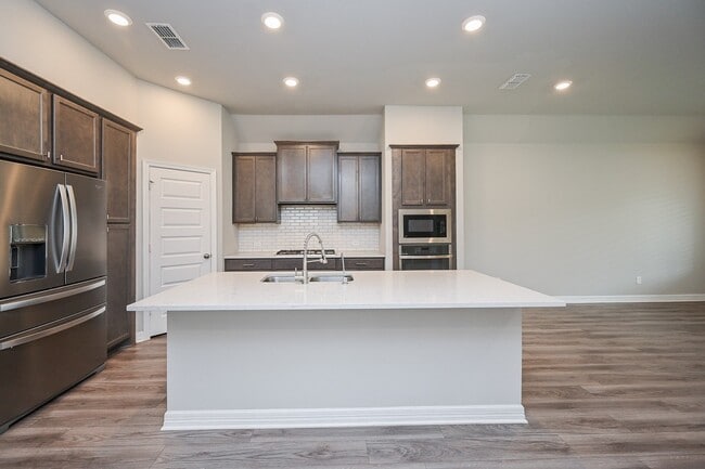 Photo - 24550 Carleton Lake Ln