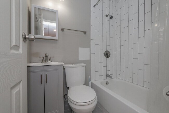 Photo - 16 Aberdeen St Unit AB