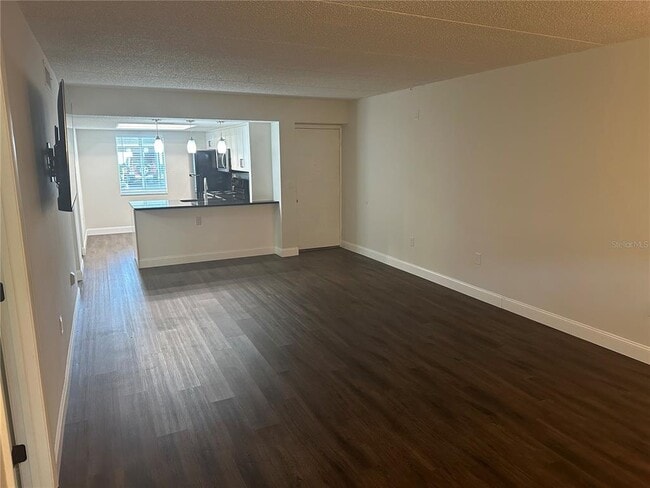 Photo - 207 Palmetto Ct