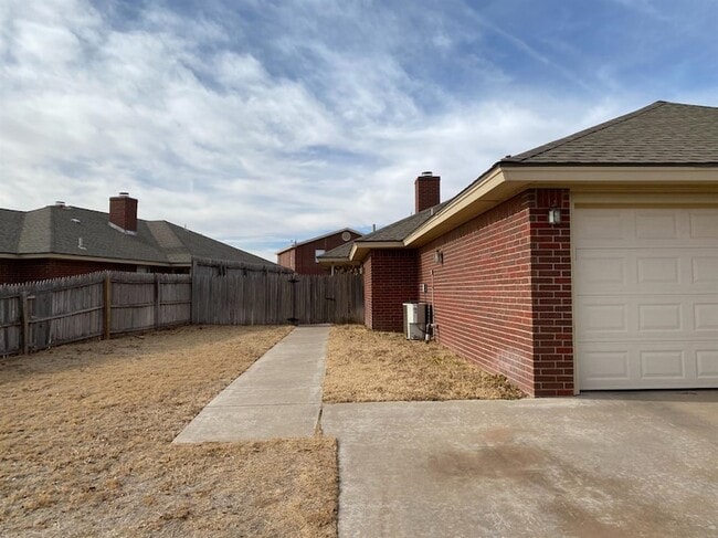 Photo - 6508 Albany Ave