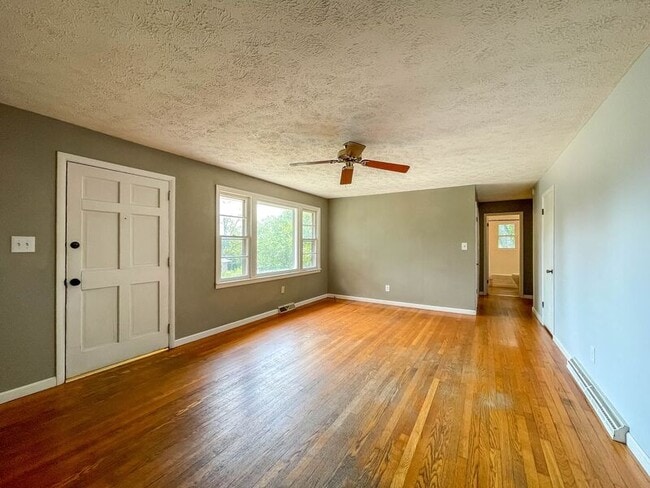 Photo - 58 Longview Rd