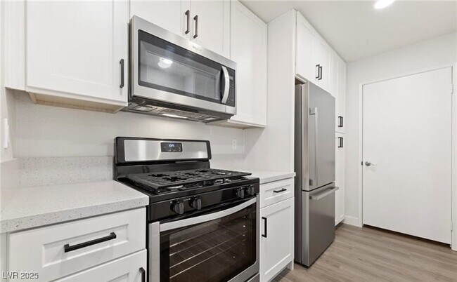 Building Photo - 2200 S Fort Apache Rd Unit 1151