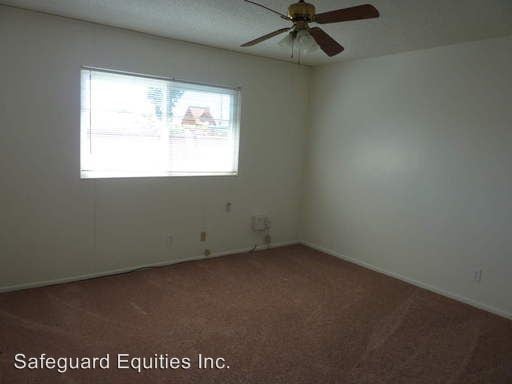 Building Photo - 9506 Park St