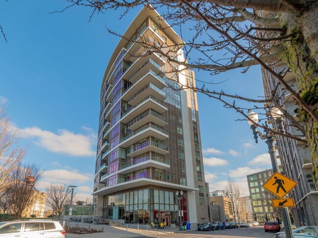 Building Photo - 949 NW Overton St Unit ENC1011 Rental