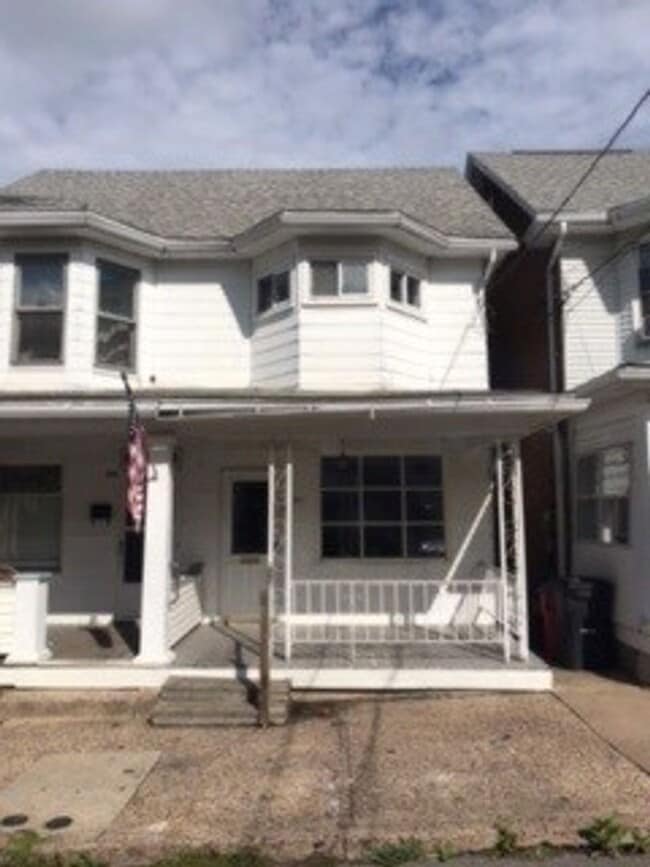 3 bedroom 1 bathroom - 3 bedroom 1 bathroom House