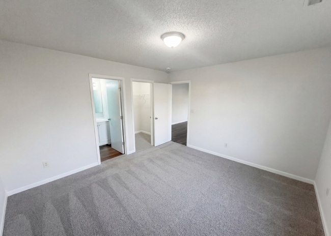 Photo - 6654 Hazelhatch Dr