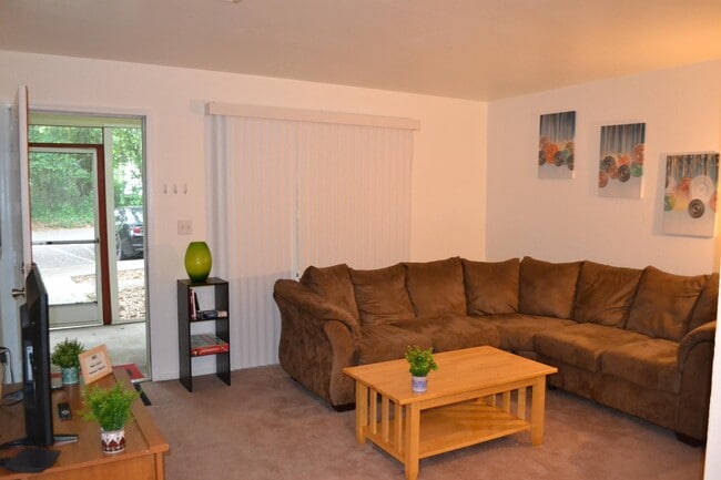 Photo - 317 Mabry St Unidad 312