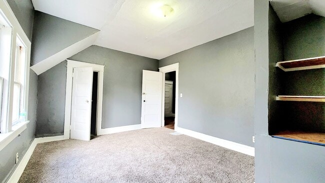 Photo - 1918 Lincoln Way W Unit 1918 Lincoln Way W. APT C