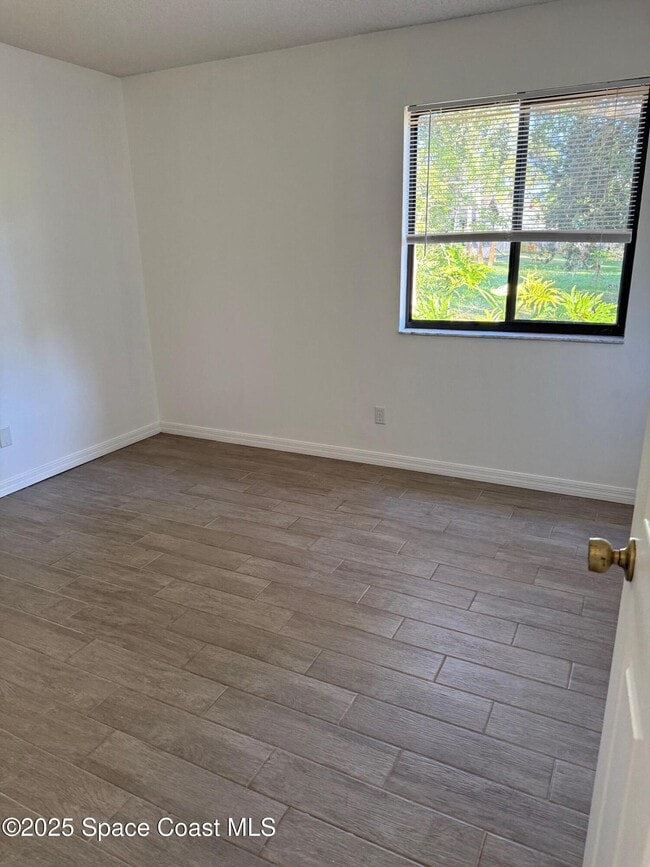 Photo - 4345 Westlake Dr