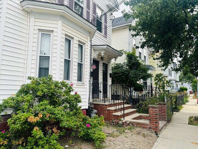 Photo - 16 Ellsworth St Unit #1