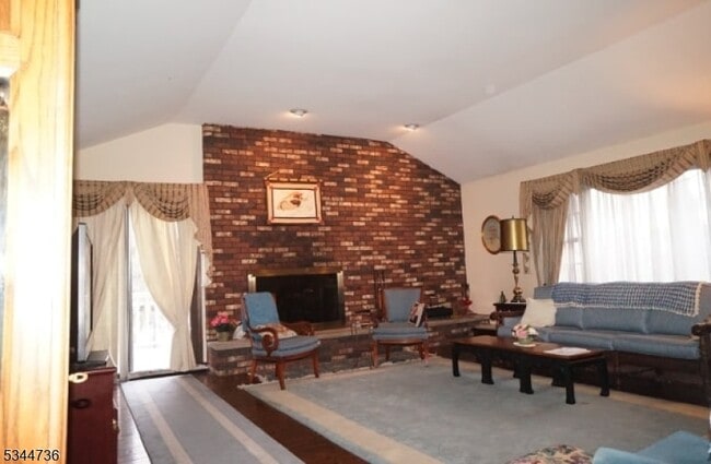 Photo - 12 Wildwood Ave