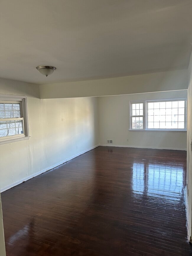 Photo - 36 Chester Ave Unidad A