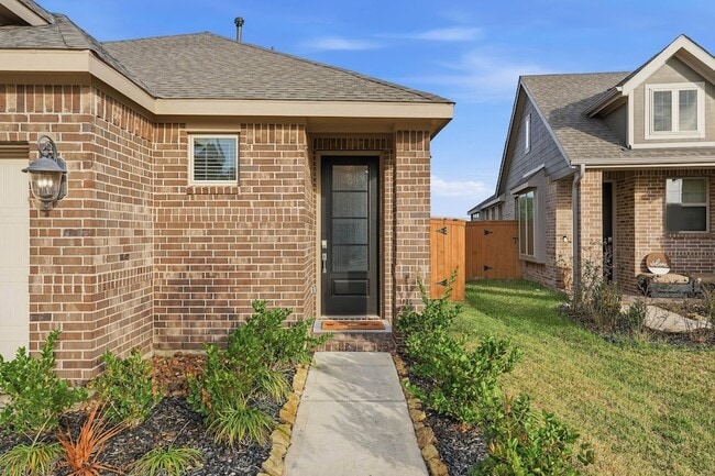 Photo - 4910 Shore Arbor Ln