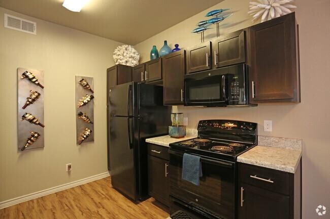 Building Photo - 1 bedroom in Houston TX 77003 Unit # 53 Rental