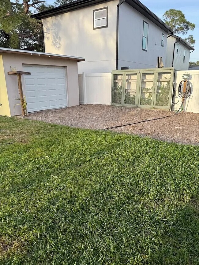 Photo - 201 48th Ave N