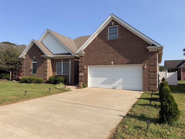 Photo - 1826 Bellshire Way