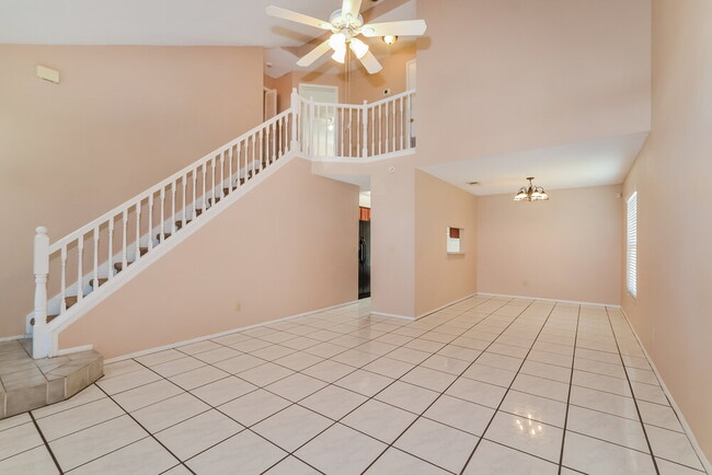 Photo - 2066 Inge Ct