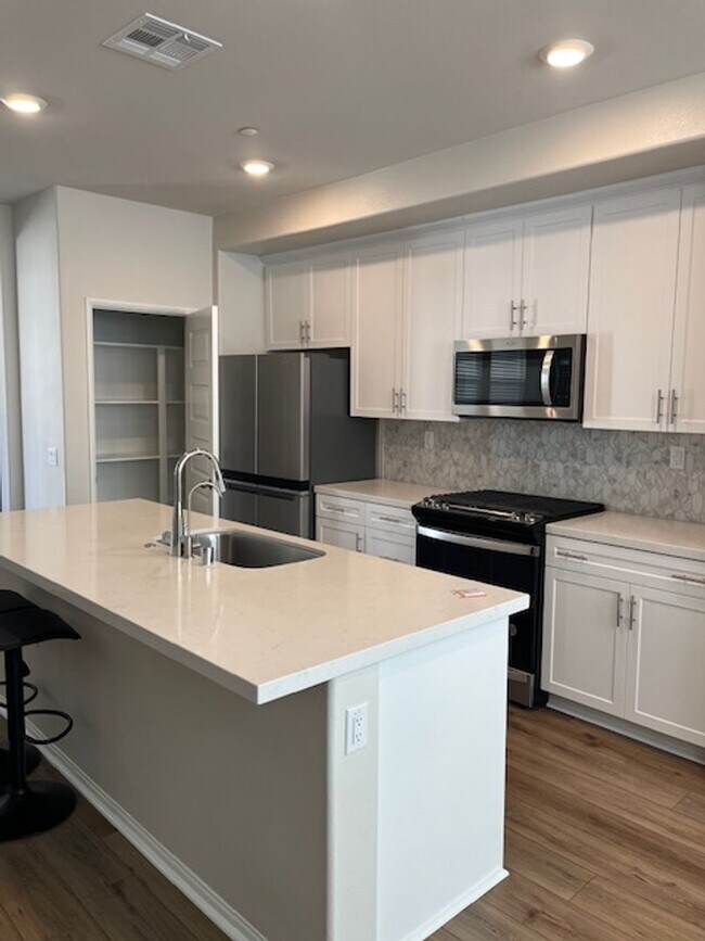 Photo - Heirloom Farms 2 bedroom 2 1/2 bath home