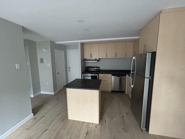 Photo - 5222-5222 Green St Unit 42