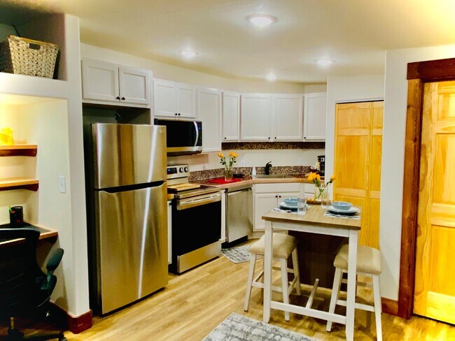 Photo - 444 E Montezuma Ave