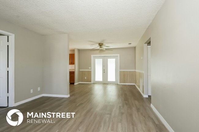 Photo - 3182 SE East Blackwell Dr