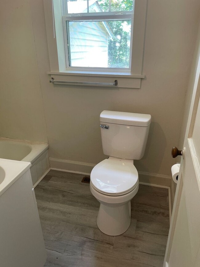 Photo - 3652 Cornell Blvd