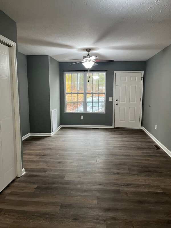 236 McMurtry Rd Unit B