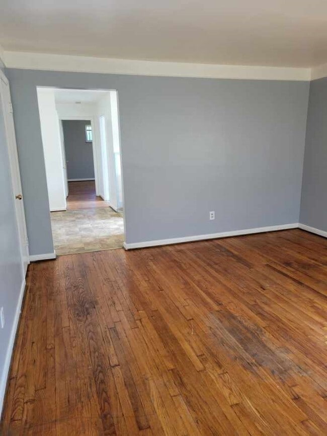 Photo - 2722 Montana Ave