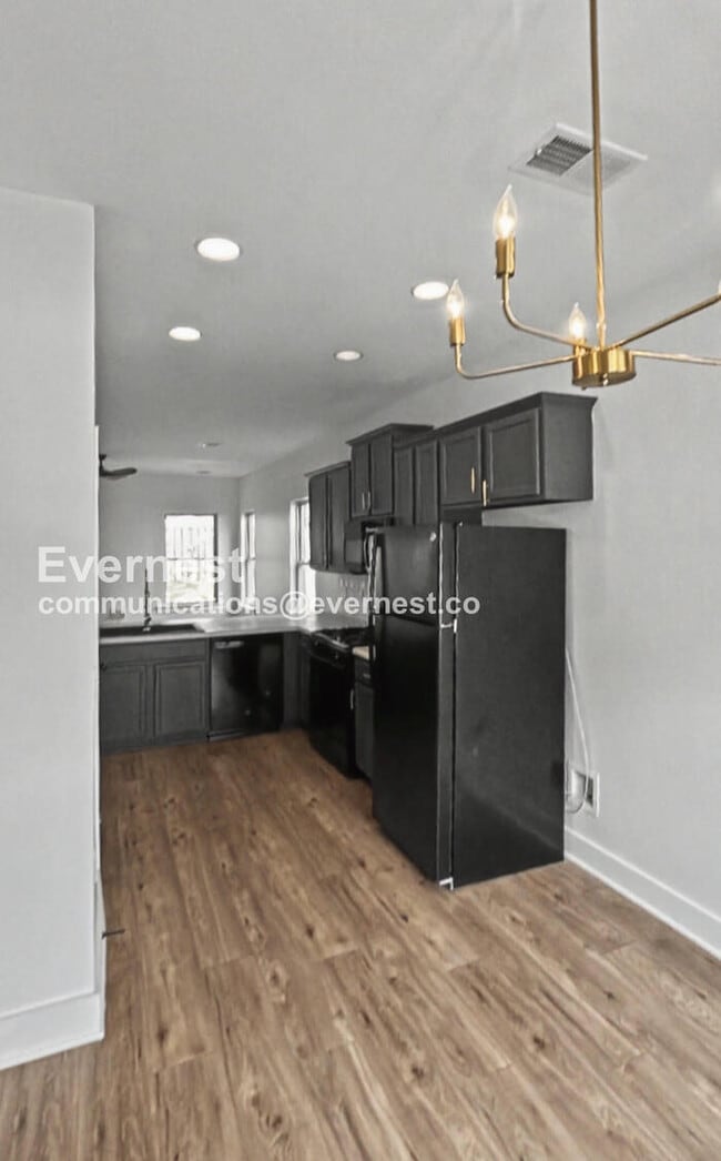 Photo - 528 Polo Way