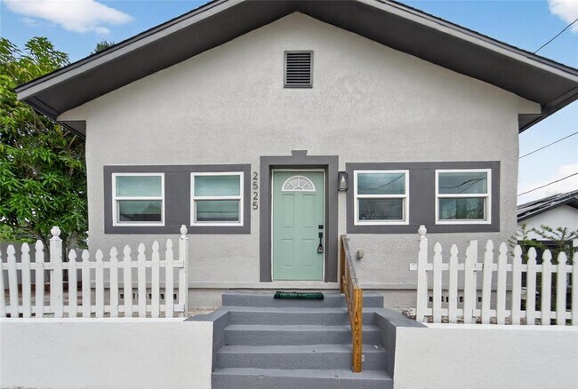 Photo - 2525 W Beach St