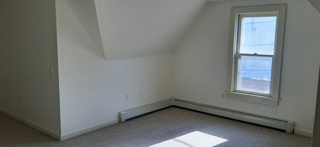 Building Photo - 1401 9th St Unit 1