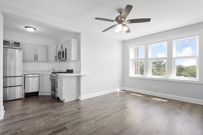 Photo - 1521 W Sherwin Ave Unit 603