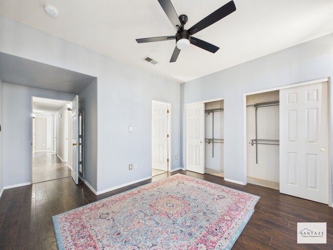 Photo - UNFURNISHED 3 Bedroom in Desirable Community