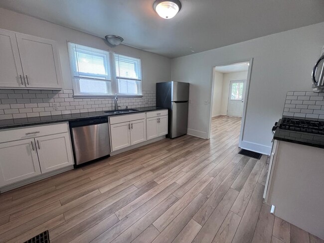 Photo - Updated Three Bedroom Home on the NE side of Grand Rapids!