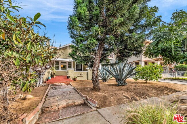 Photo - 2014 5th Ave