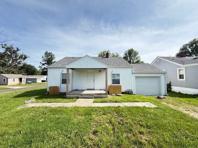 Building Photo - 2 Bed 1 Bath Springfield, MO