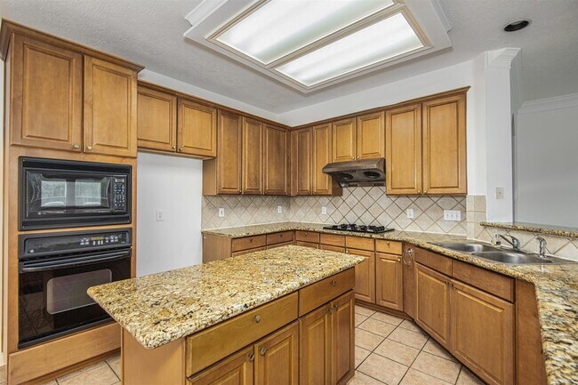 Photo - 6219 Surfside Ln