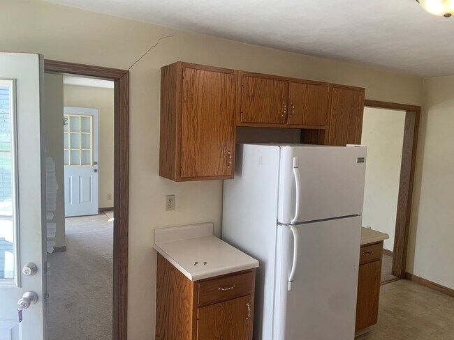 Photo - 610 E Madison St Unit B
