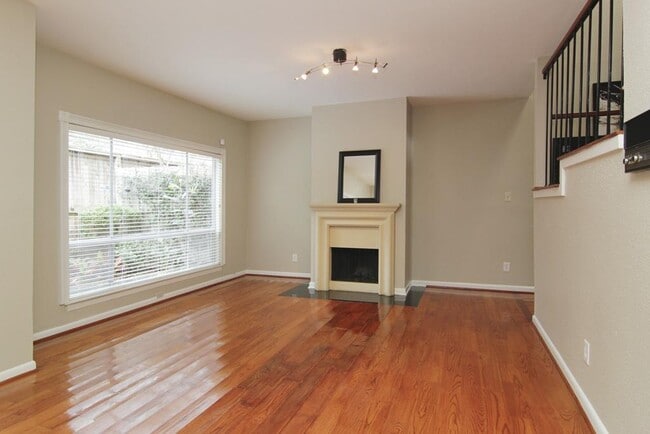 Photo - 1300 Augusta Dr Unit 32