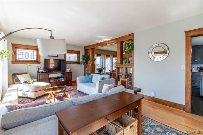 Photo - 230 Pennsylvania St