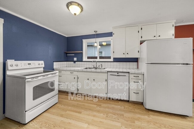 Photo - 4316 Park Ave. S