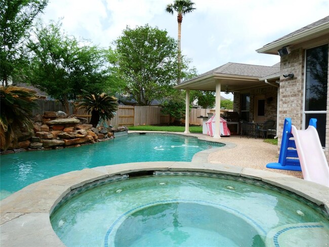 Photo - 3106 Rainbow Ct Casa
