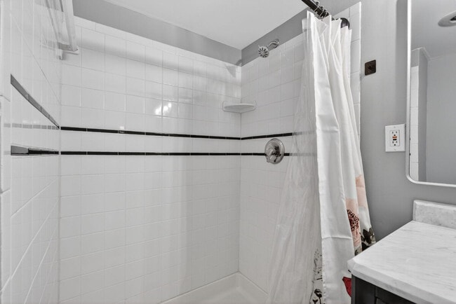 Photo - 3036 Wheaton Ave Unit SI ID1515284P