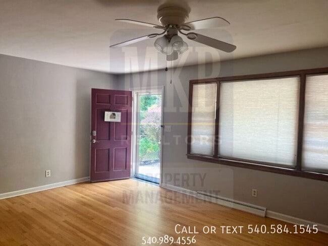 Photo - 3203 Ledgewood Ave