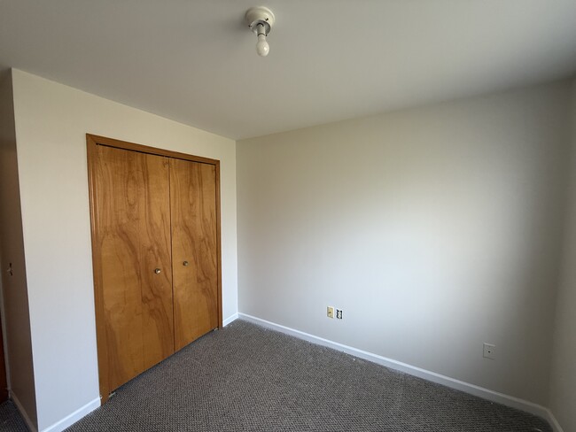 Photo - 2216 Frazho Rd