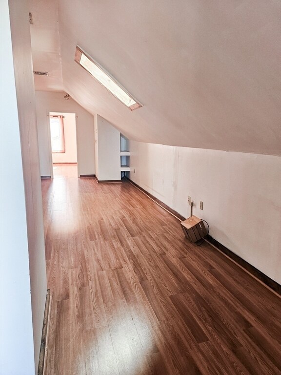 Photo - 803 Boylston St Unidad D