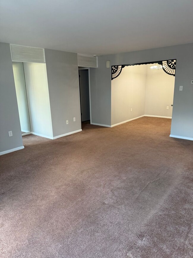 Photo - Move in Ready 2 Bedroom, 1 Bathroom First ...