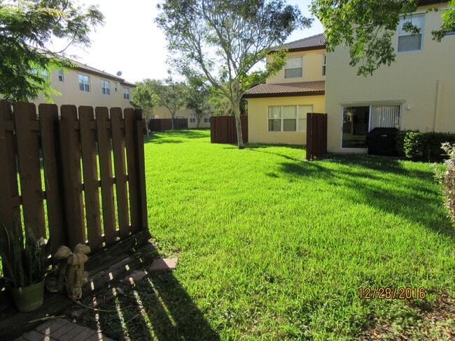 Photo - 3370 NE 14th Dr