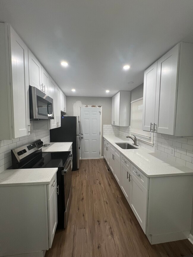 Building Photo - 6163 E Boston St Rental